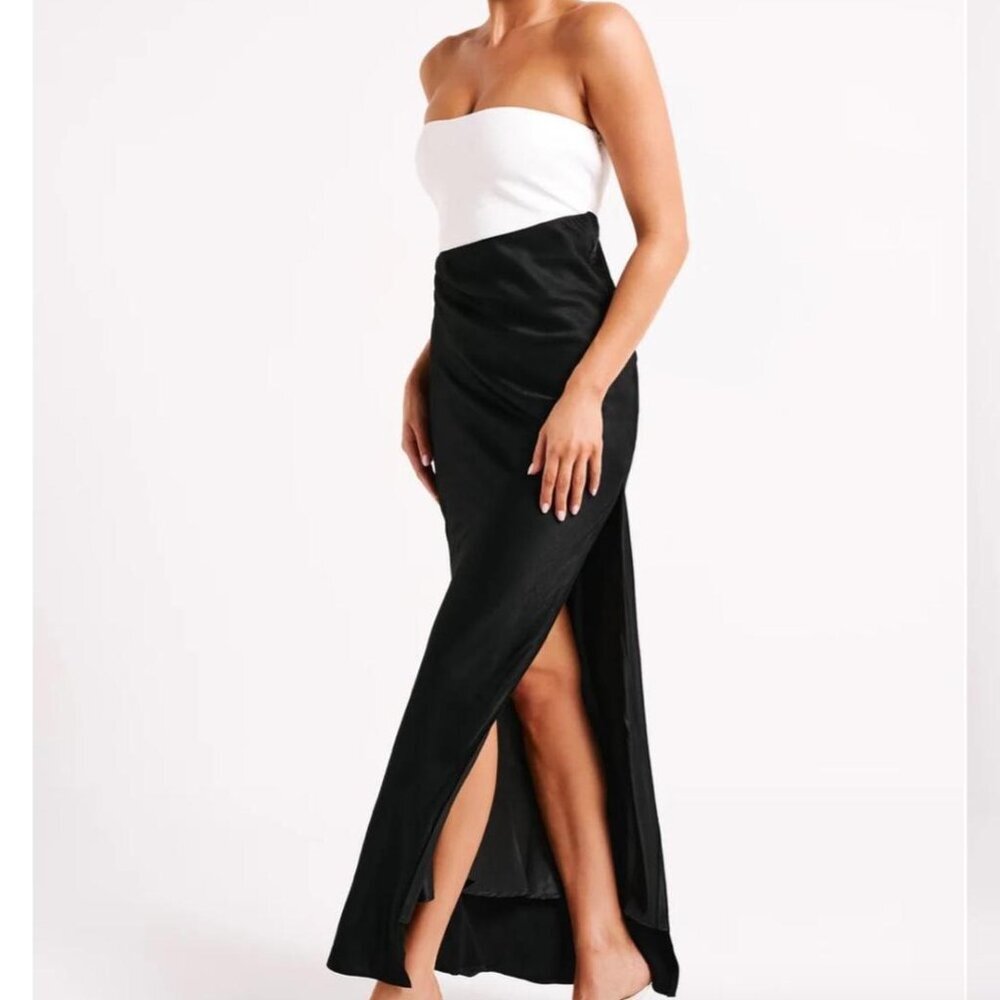Meshki - Miranda Contrast Maxi Dress - Picture 2 of 10